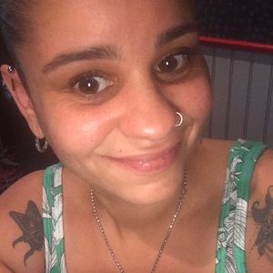 Meet your Posher, Catherine